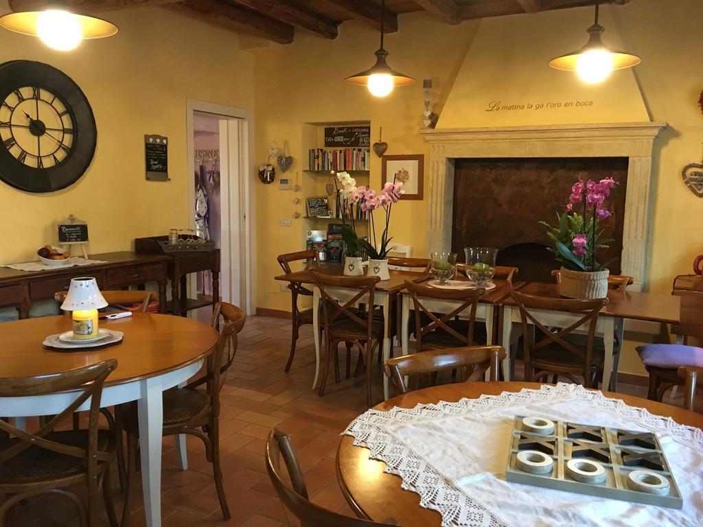 Agriturismo Casa Aurora 부솔렌고 외부 사진